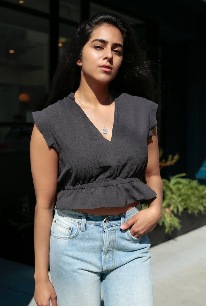 Raw Edge Sleeve Blouse