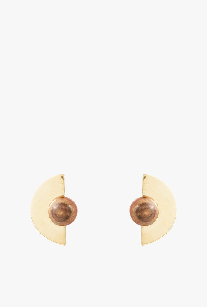 Nusu Horn Stud Earrings P - Natural