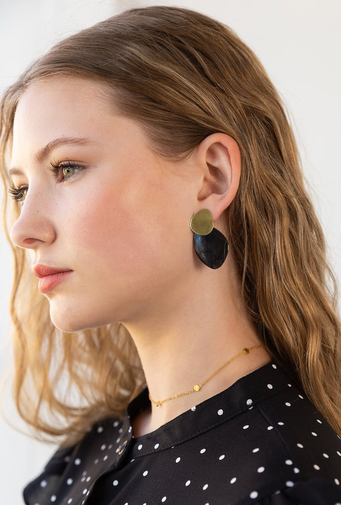 Sabi Contrast Stud Earrings